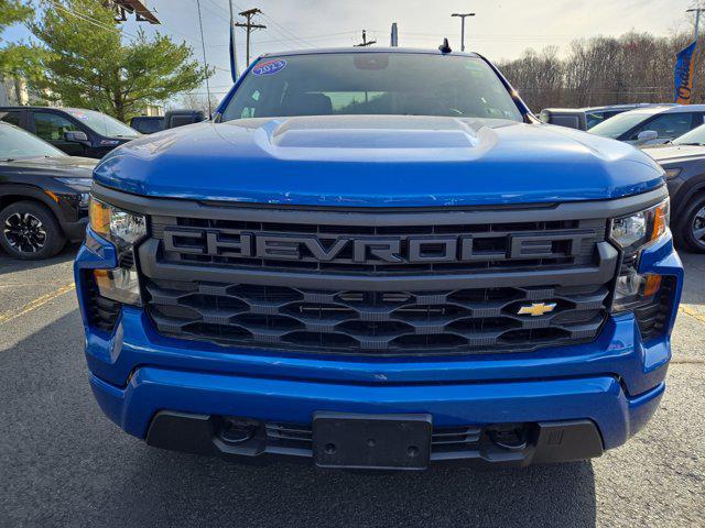 2023 Chevrolet Silverado 1500 4WD Crew Cab Short Bed Custom