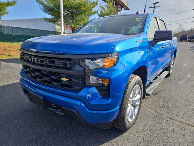 2023 Chevrolet Silverado 1500 4WD Crew Cab Short Bed Custom