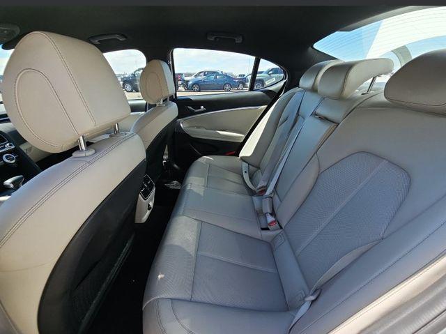 2023 Genesis G70 2.0T AWD