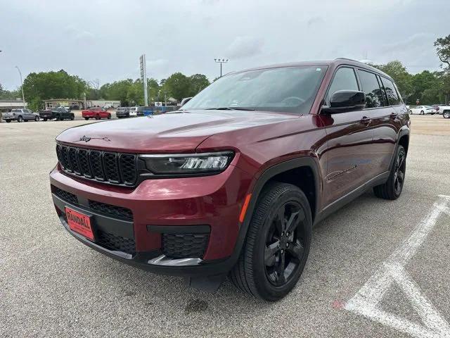 2022 Jeep Grand Cherokee L Altitude 4x2