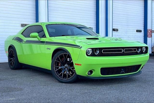 2015 Dodge Challenger R/T Plus