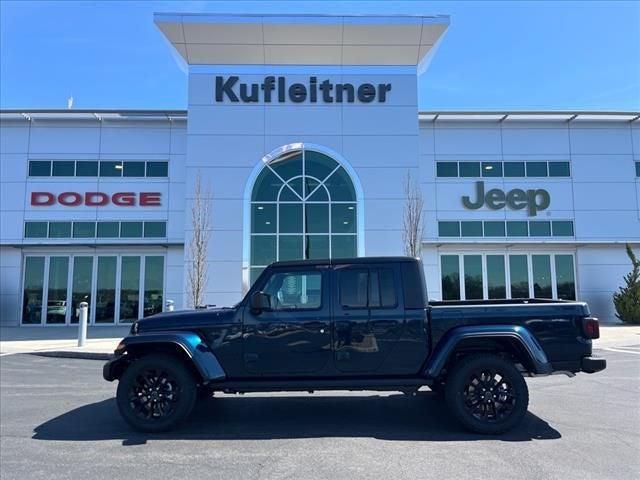 2025 Jeep Gladiator GLADIATOR NIGHTHAWK 4X4