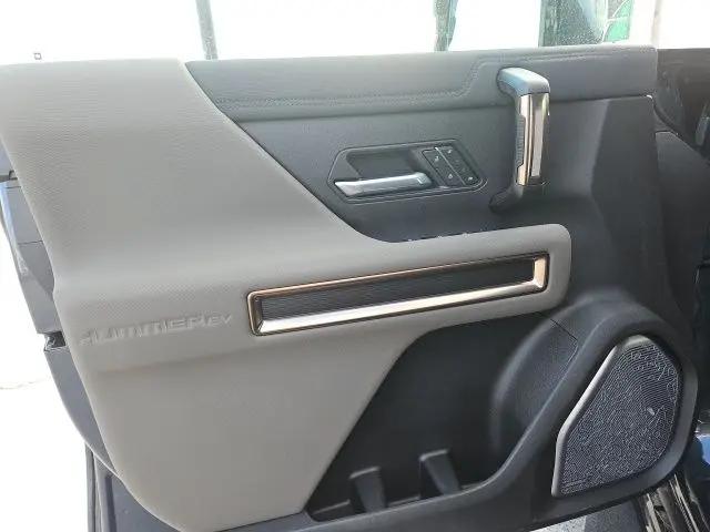 2025 GMC HUMMER EV 2X