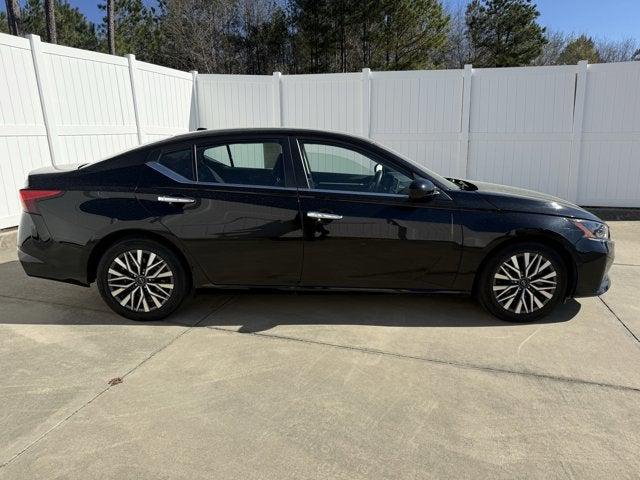2023 Nissan Altima SV FWD