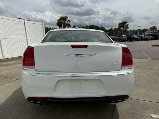 2018 Chrysler 300 Limited