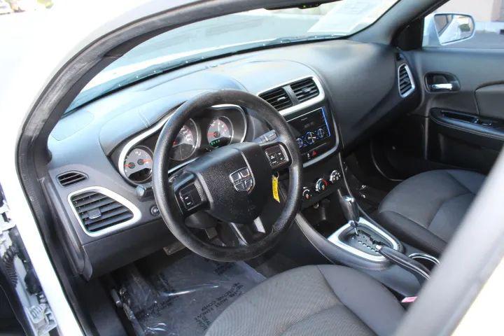 2014 Dodge Avenger SE