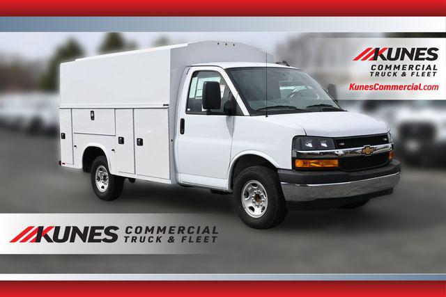 2024 Chevrolet Express Cutaway Work Van for sale in Delavan, WI