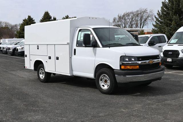 2024 Chevrolet Express Cutaway Work Van