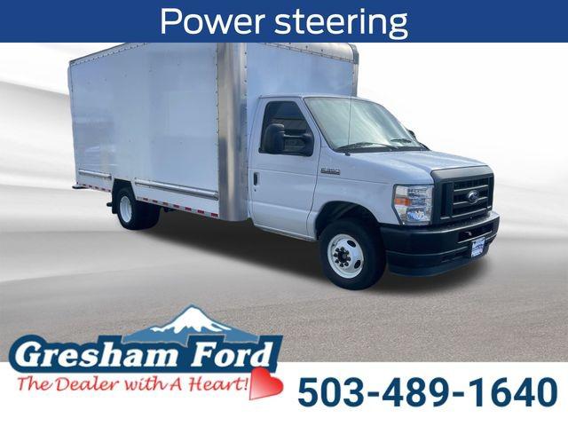 2022 Ford E-350 Cutaway Base