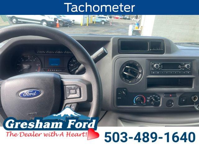 2022 Ford E-350 Cutaway Base