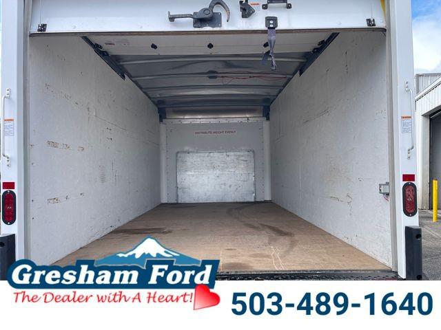 2022 Ford E-350 Cutaway Base