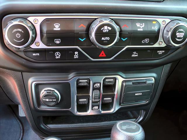 2023 Jeep Wrangler 4-Door Sahara