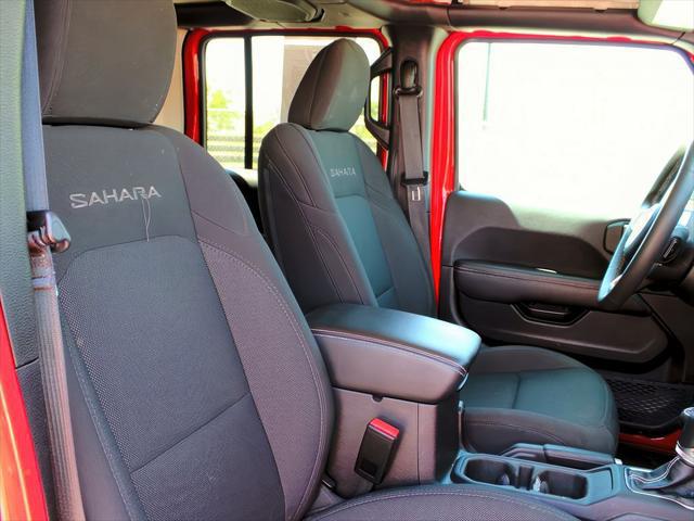 2023 Jeep Wrangler 4-Door Sahara