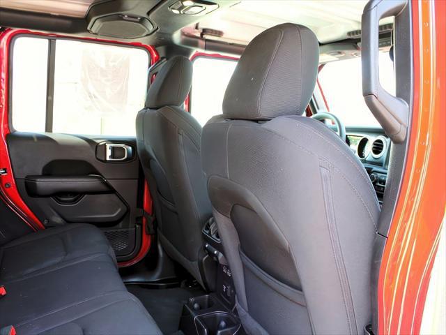 2023 Jeep Wrangler 4-Door Sahara