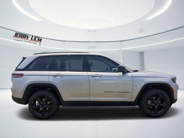 2025 Jeep Grand Cherokee GRAND CHEROKEE LIMITED 4X2
