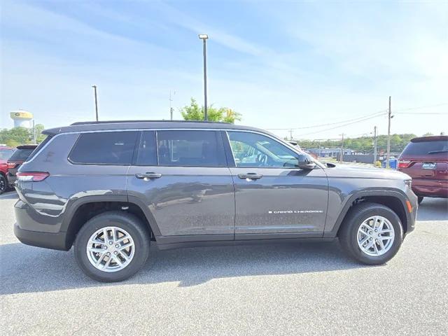 2025 Jeep Grand Cherokee GRAND CHEROKEE L LAREDO X 4X4