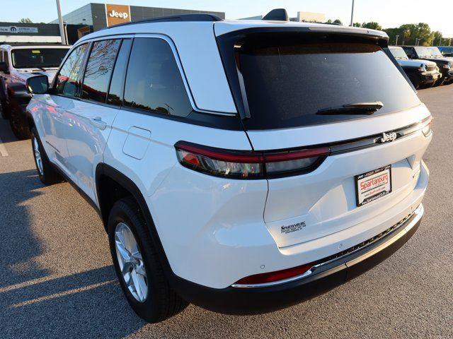 2025 Jeep Grand Cherokee GRAND CHEROKEE LAREDO X 4X2