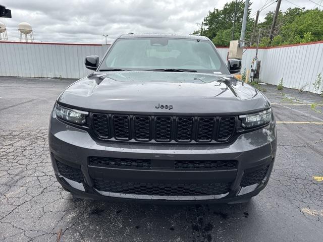 2025 Jeep Grand Cherokee GRAND CHEROKEE L ALTITUDE 4X4