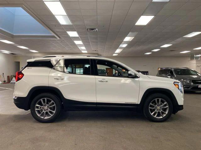2023 GMC Terrain FWD SLT