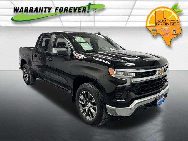 2022 Chevrolet Silverado 1500 4WD Crew Cab Standard Bed LT