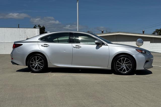 2016 Lexus ES 350 Base