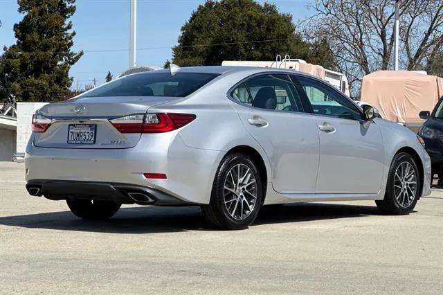 2016 Lexus ES 350 Base