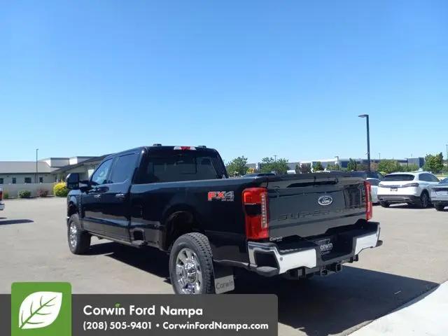 2025 Ford F-350 LARIAT
