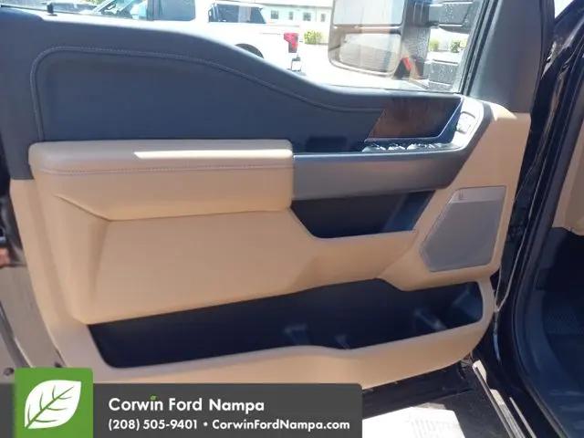 2025 Ford F-350 LARIAT