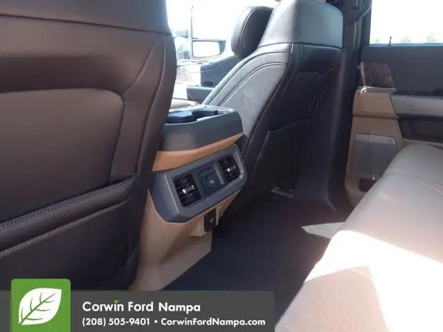 2025 Ford F-350 LARIAT