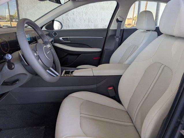 2025 Hyundai Sonata SEL - Photo 11