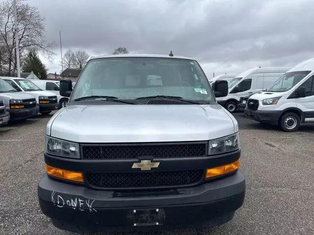2020 Chevrolet Express Passenger RWD 3500 Extended Wheelbase LS