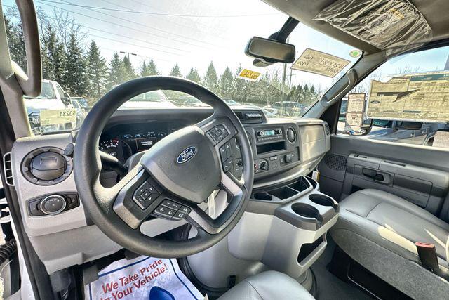 2026 Ford E-350 Cutaway Base