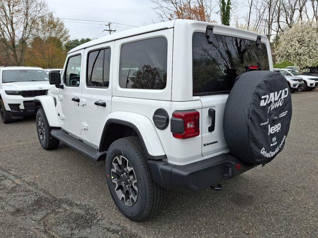 2025 Jeep Wrangler 4-Door Sahara 4x4