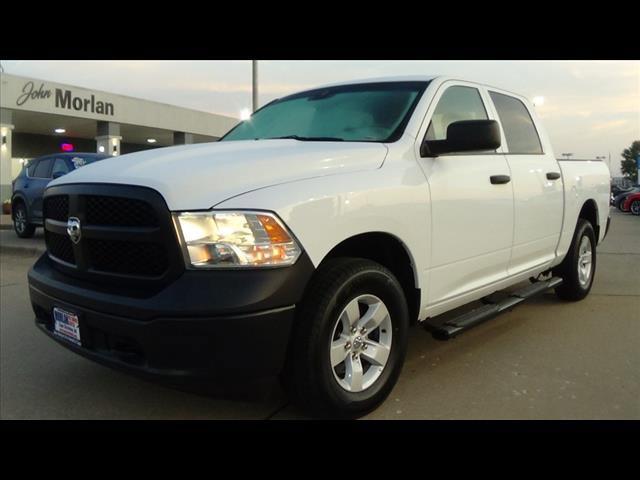 2017 RAM 1500 Tradesman Crew Cab 4x4 57 Box