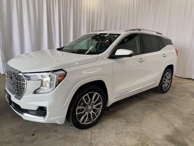 2023 GMC Terrain AWD Denali