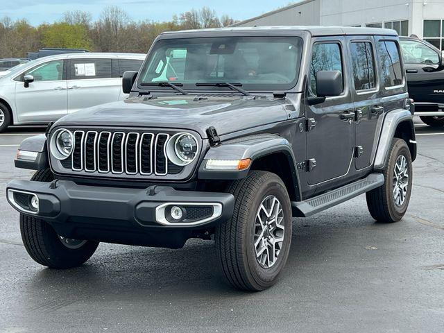 2025 Jeep Wrangler 4-Door Sahara 4x4