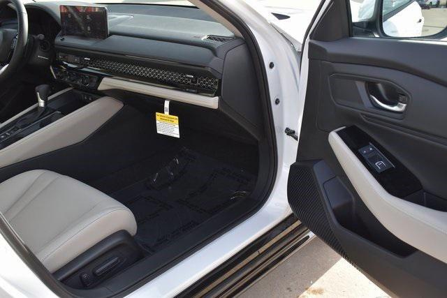 2025 Honda Accord Sedan Hybrid Touring