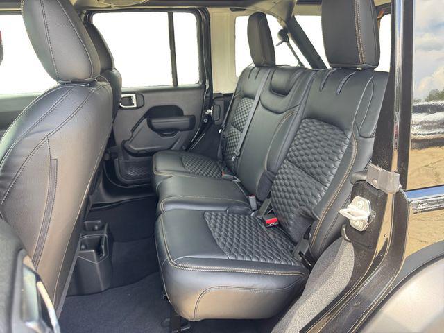 2025 Jeep Wrangler 4-Door Summit 4x4