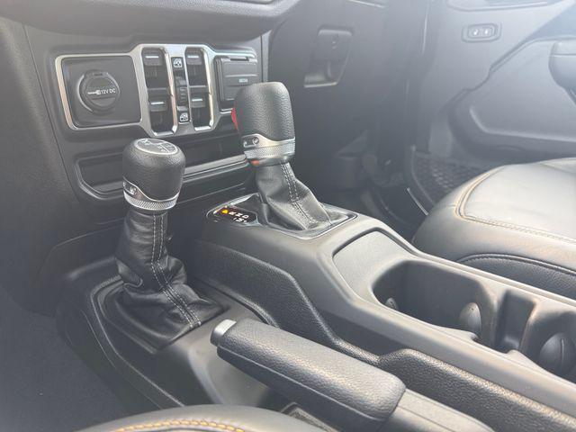 2025 Jeep Wrangler 4-Door Summit 4x4