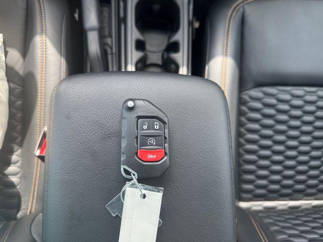 2025 Jeep Wrangler 4-Door Summit 4x4