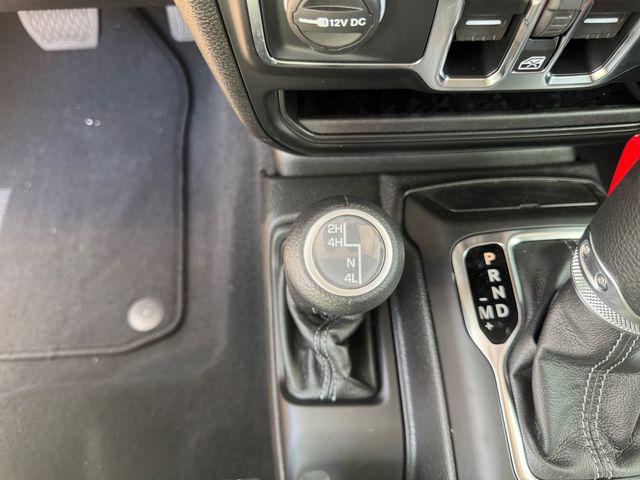 2025 Jeep Wrangler 4-Door Summit 4x4