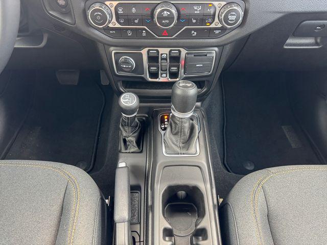 2025 Jeep Wrangler 4-Door Summit 4x4