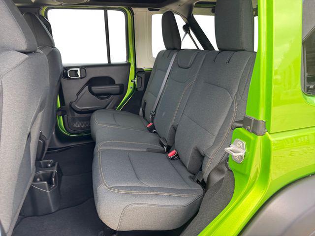 2025 Jeep Wrangler 4-Door Summit 4x4