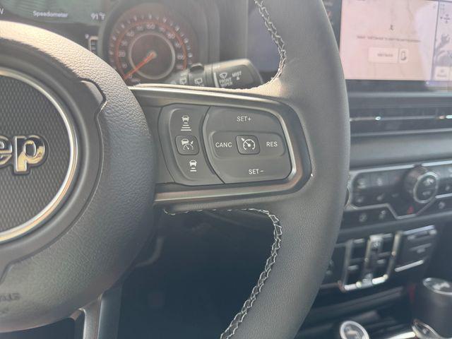 2025 Jeep Wrangler 4-Door Summit 4x4