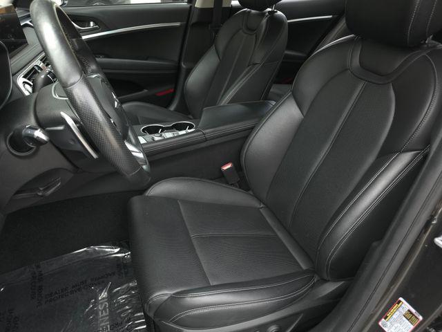 2023 Genesis G70 2.0T RWD