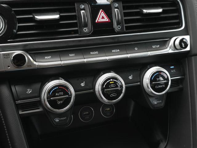2023 Genesis G70 2.0T RWD