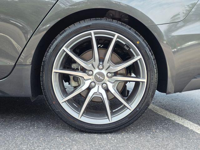 2023 Genesis G70 2.0T RWD