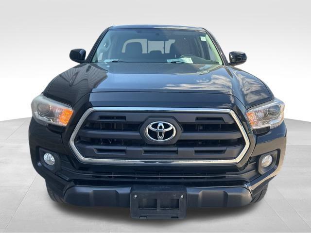 Used 2016 Toyota Tacoma SR5 with VIN 3TMAZ5CN1GM005617 for sale in Muscle Shoals, AL