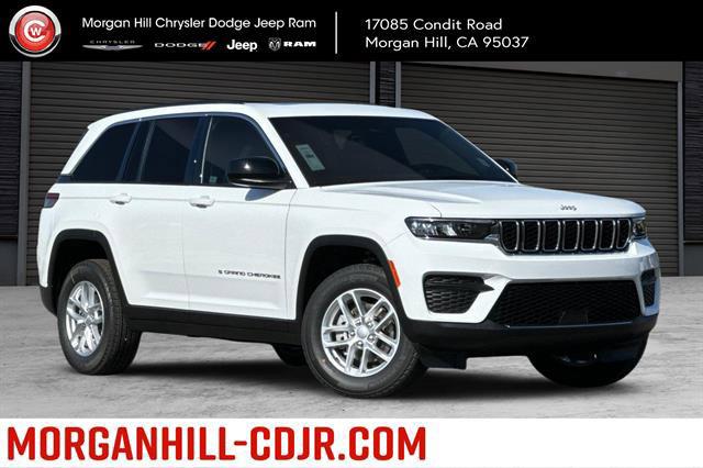 2025 Jeep Grand Cherokee GRAND CHEROKEE LAREDO X 4X4