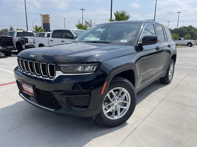 2025 Jeep Grand Cherokee GRAND CHEROKEE LAREDO X 4X2